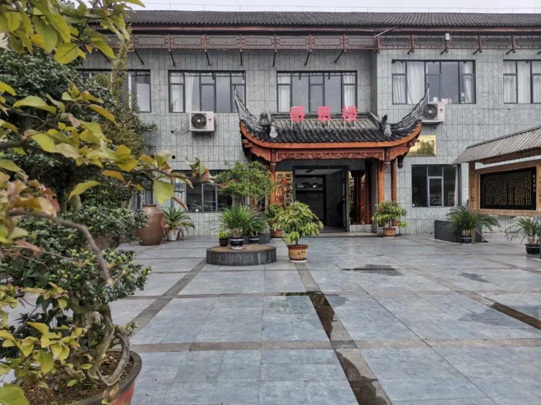 黔莊龍感恩樓 百年黔莊--3A級旅游景區(qū)