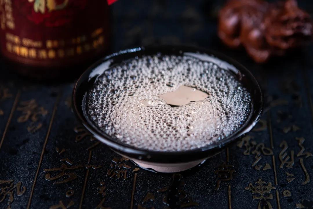 醬香白酒的“掐頭去尾”