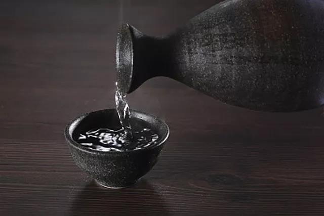 不同香型白酒最佳存放時(shí)間：濃香、清香、醬香