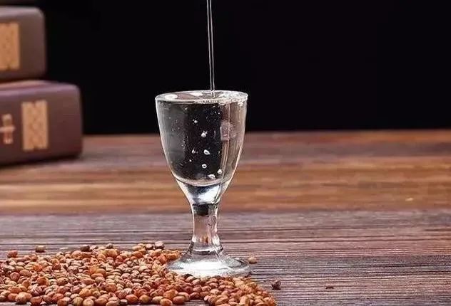 醬香型白酒到底有什么特點(diǎn)？醬香是個(gè)什么香？