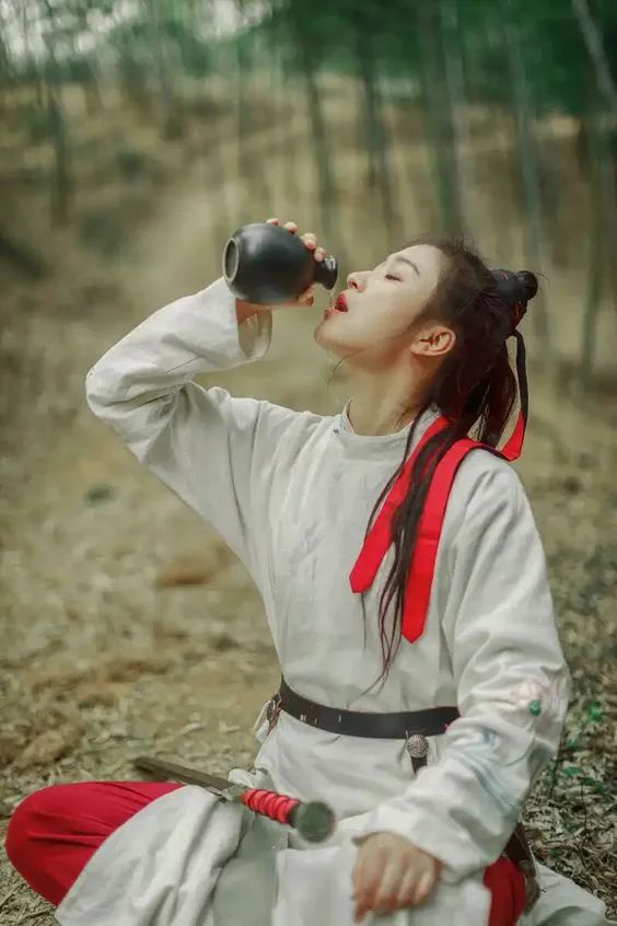 喝酒的人，為什么這么有魅力？