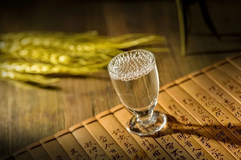 人數(shù)和飲酒之間的奧秘