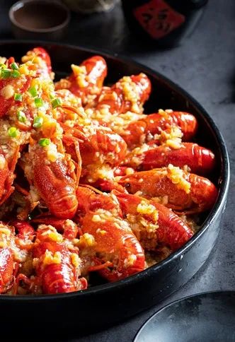 什么是快樂星球，當(dāng)然是吃肉喝酒