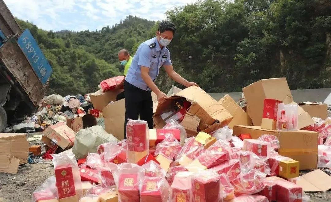 假酒案頻發(fā)！中秋節(jié)買酒最好找熟人，看了這些